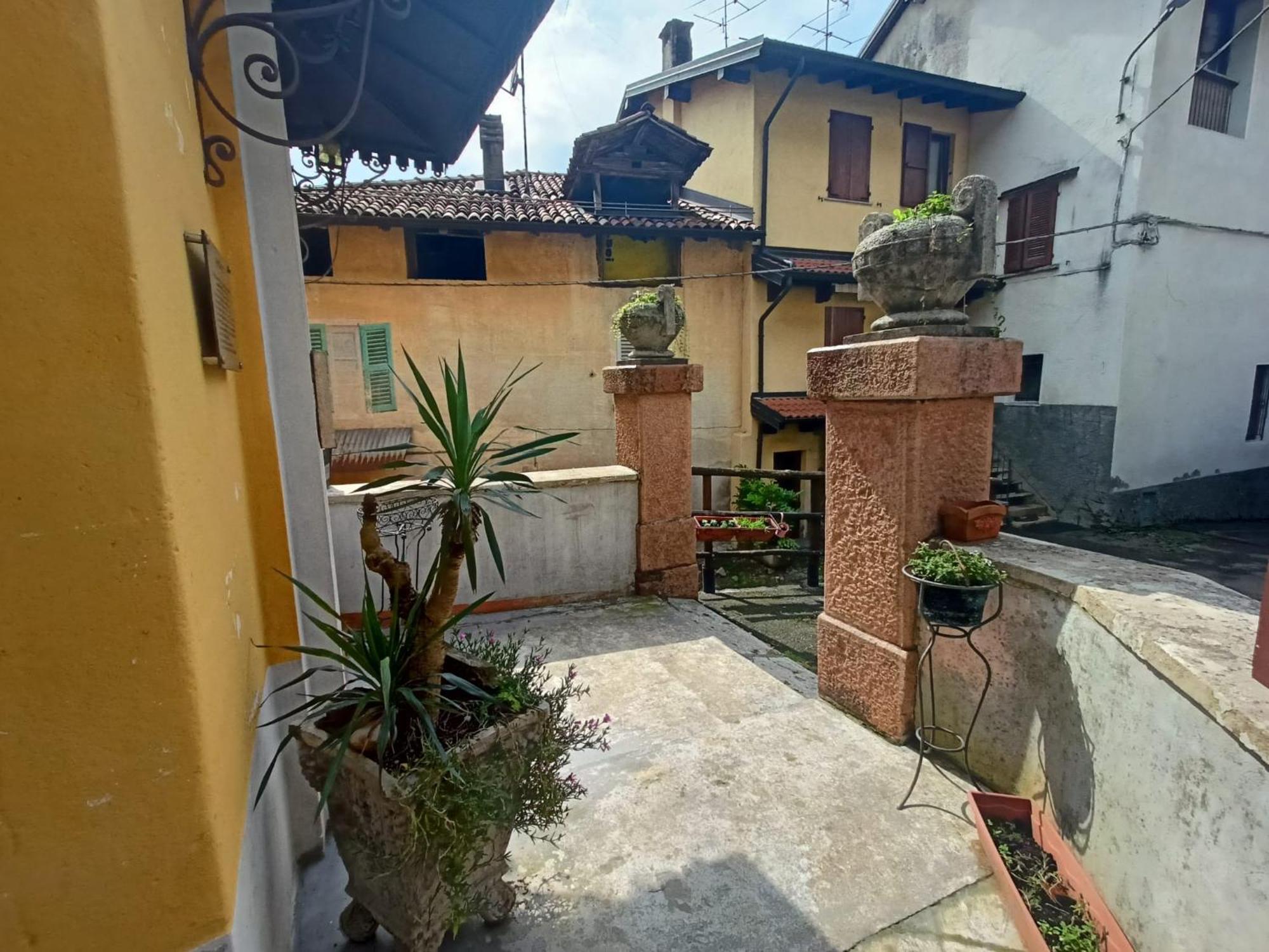 Foresteria Lombarda B & B Ca' Pelitti Ganna Eksteriør bilde
