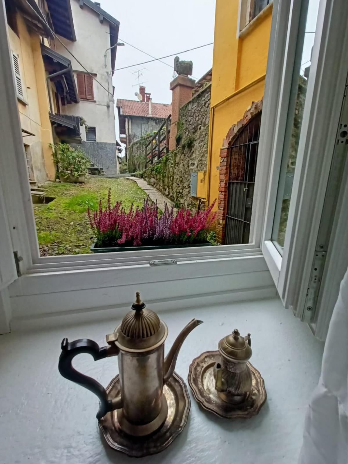 Foresteria Lombarda B & B Ca' Pelitti Ganna Eksteriør bilde